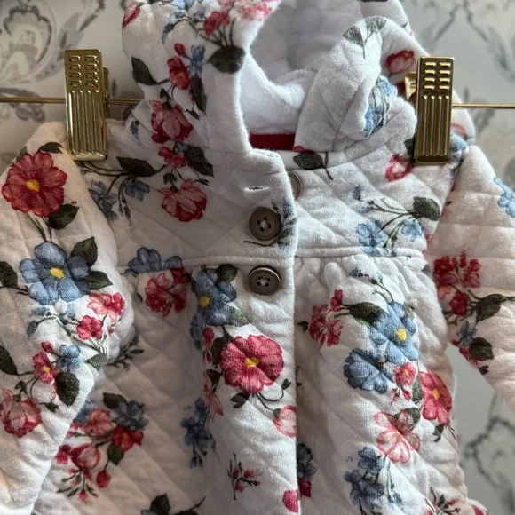 💥4/$20💥 💕🌸🩵 Carter's Quilted Floral Baby Girl’s Jacket Size 3 Months - Picture 3 of 10